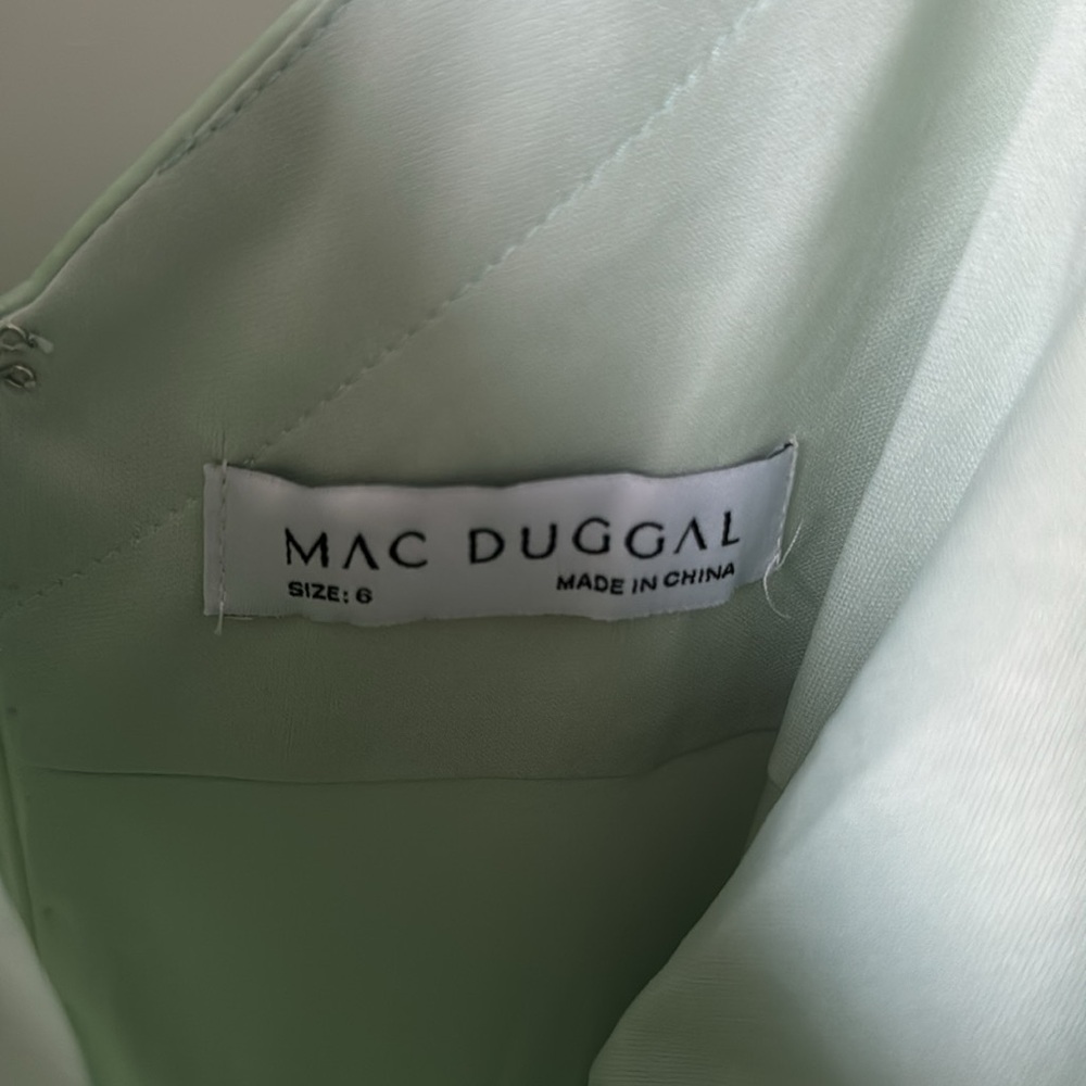 MAC DUGGAL Pistachio Satin Ruffle Asymmetrical Gown Size 6 NWT - Picture 9 of 9